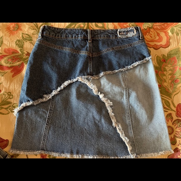 Ella Moss Denim Skirt - Size 28 - Picture 2 of 3